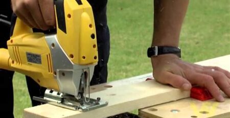 Common Mistakes to Avoid When Using a Jigsaw Tool