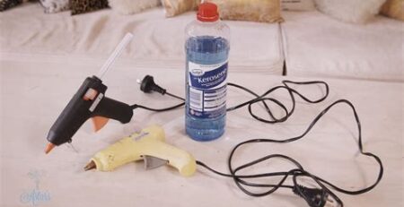 How to Clean and Maintain Your Glue Gun
