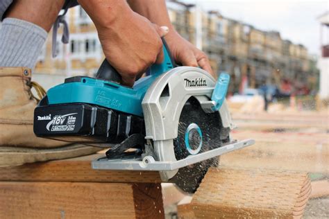 The Pros and Cons of Corded Circular Saws