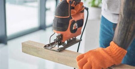 Choosing the Right Jigsaw Tool for Your Woodworking Needs